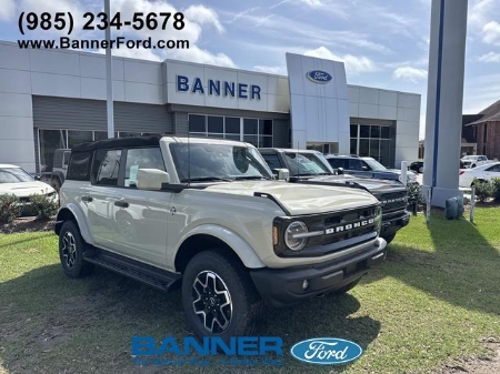 2026 Ford Bronco Outer Banks