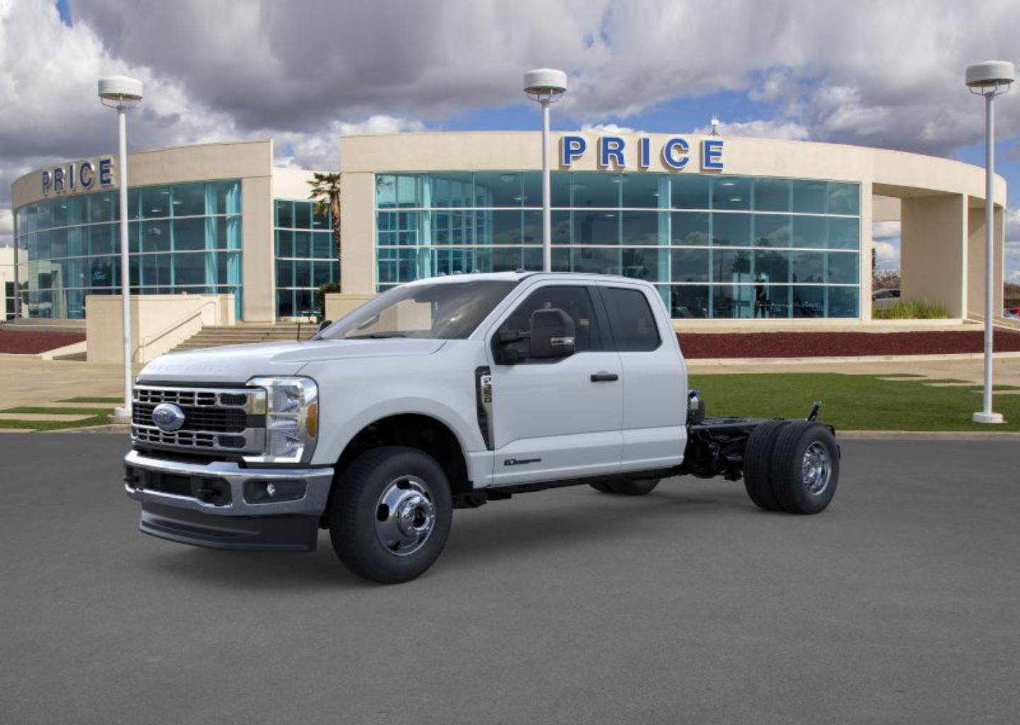 2026 Ford F-350 Super Duty Chassis Cab
