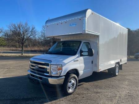 2027 Ford E-450SD Base