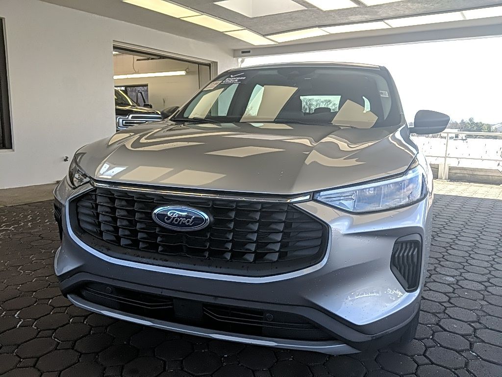 Used 2024 Ford Escape Active