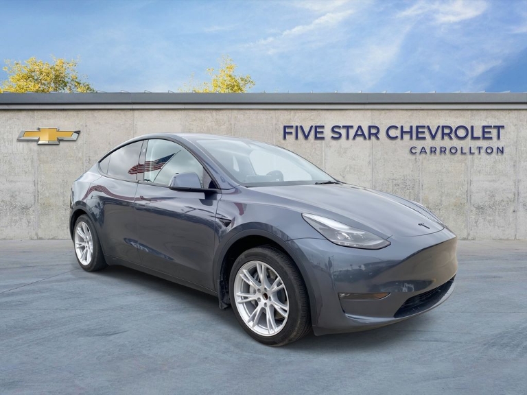 2023 Tesla Model Y Standard Range