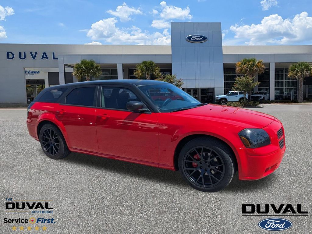 2007 Dodge Magnum Base