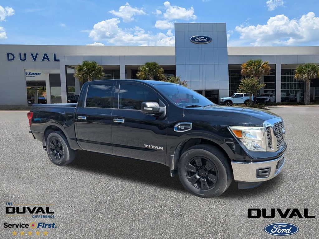 2017 Nissan Titan SV