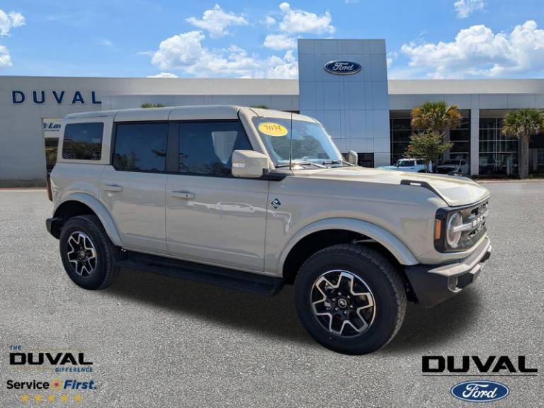 2025 Ford Bronco Outer Banks