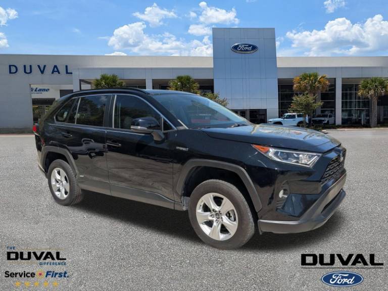 2019 Toyota RAV4 Hybrid XLE