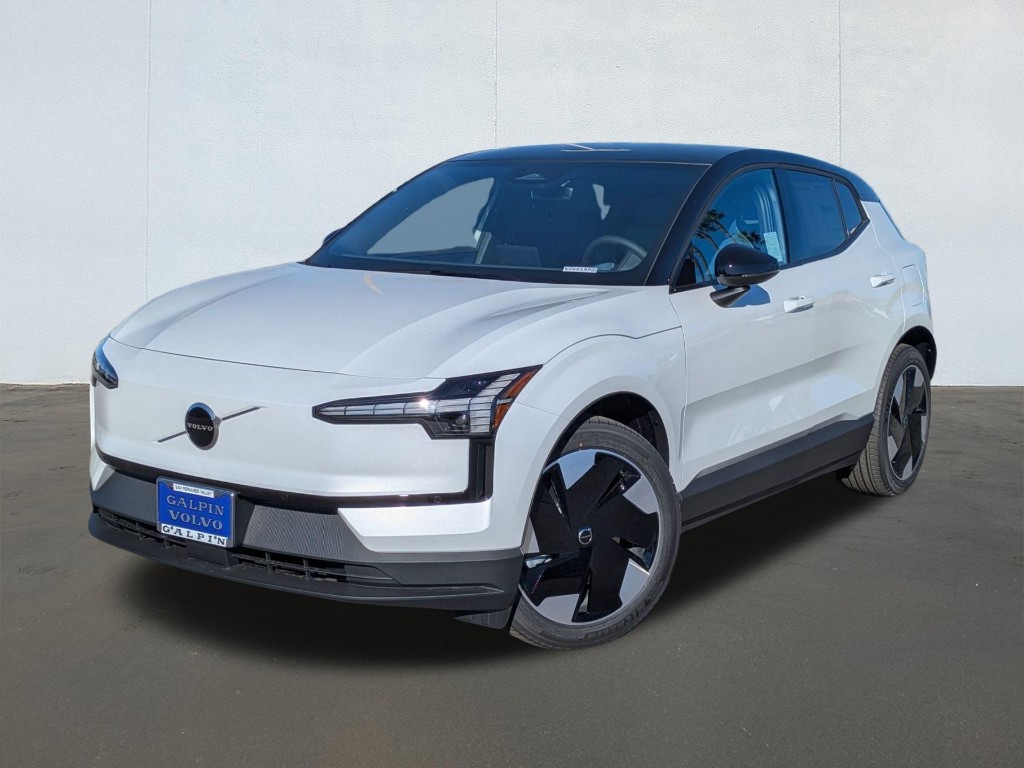 2026 Volvo EX30 Plus