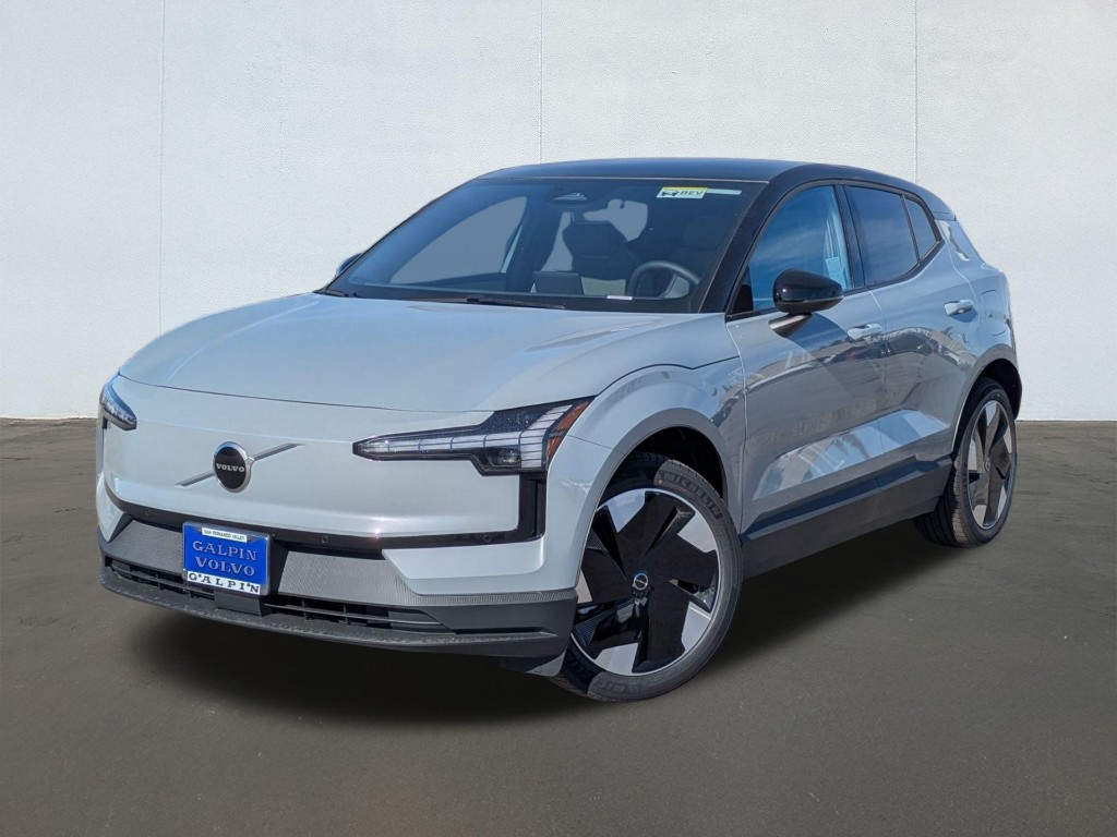 2026 Volvo EX30 Plus