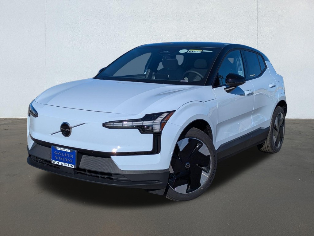 2026 Volvo EX30 Plus