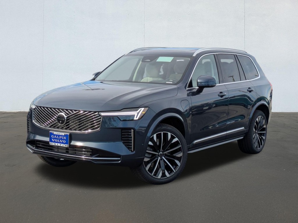 2026 Volvo XC90 Recharge Plug-In Hybrid T8 Ultra Bright
