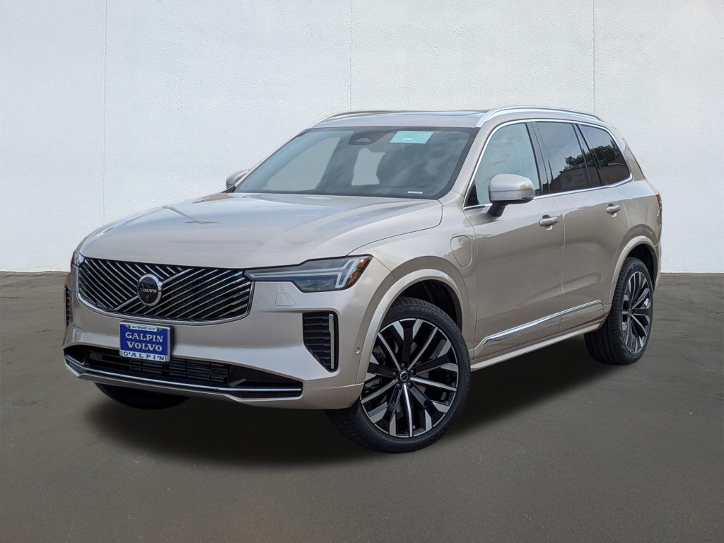 2026 Volvo XC90 Recharge Plug-In Hybrid T8 Plus Bright