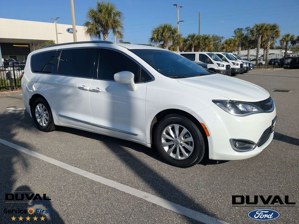 2018 Chrysler Pacifica Touring L