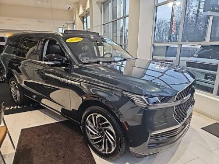 2025 Lincoln Navigator Reserve