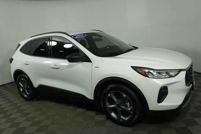 Certified 2025 Ford Escape ST-Line with VIN 1FMCU0MN0SUA65624 for sale in Kansas City