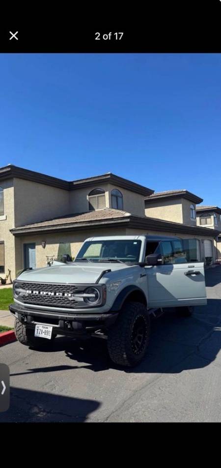 2023 Ford Bronco Badlands