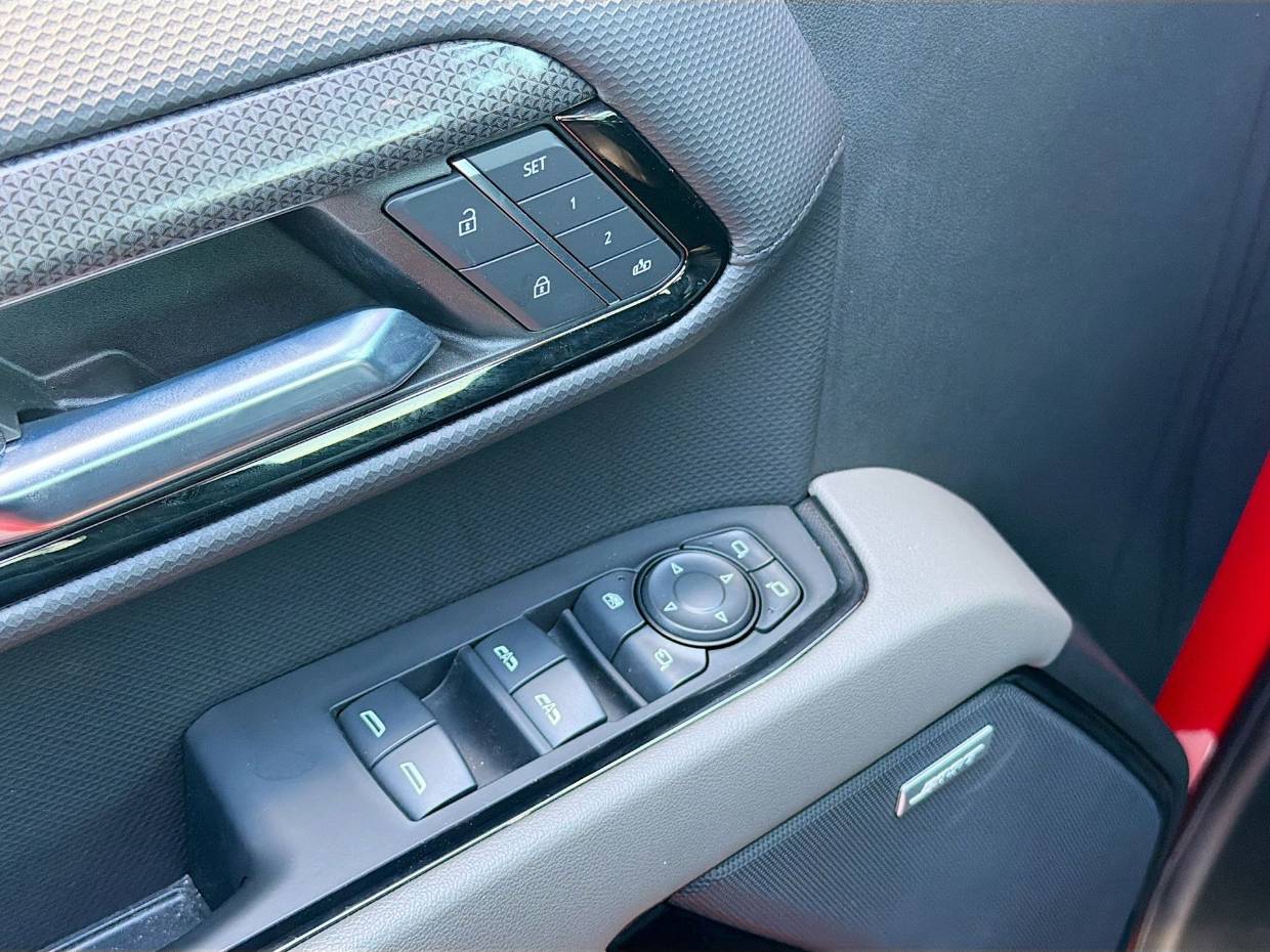 2023 Chevrolet Silverado 1500 ZR2 - Photo 23