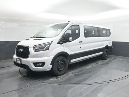2023 Ford Transit Passenger Wagon XLT