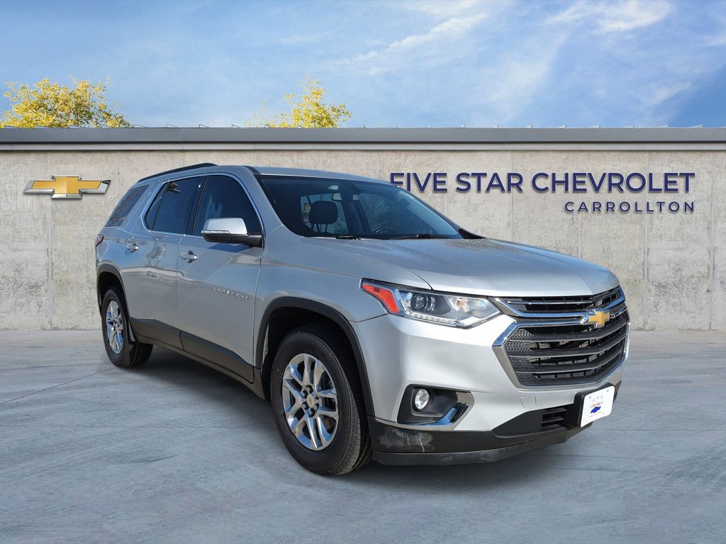 Used 2021 Chevrolet Traverse LT