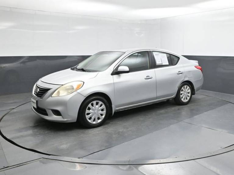2014 Nissan Versa 1.6 SV