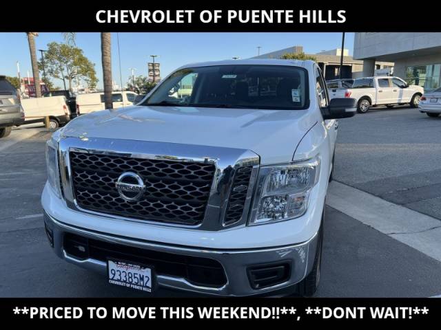2018 Nissan Titan SV