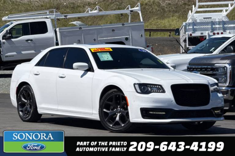 2022 Chrysler 300 300S