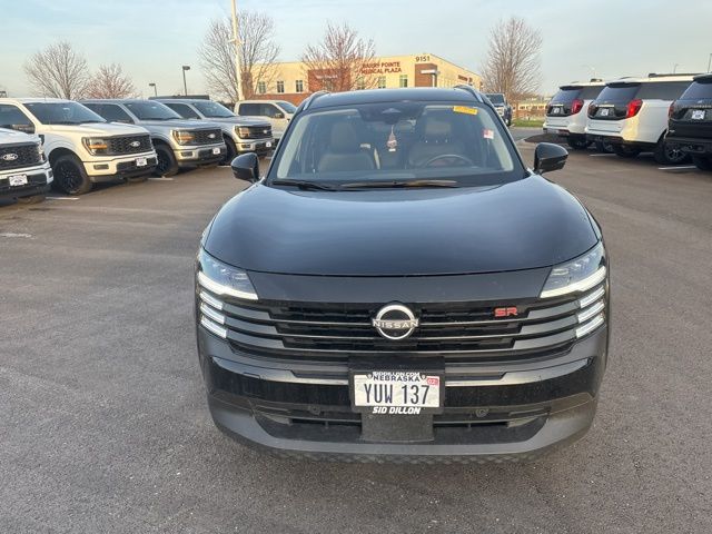 Used 2025 Nissan Kicks SR AWD with VIN 3N8AP6DD8SL357002 for sale in Kansas City