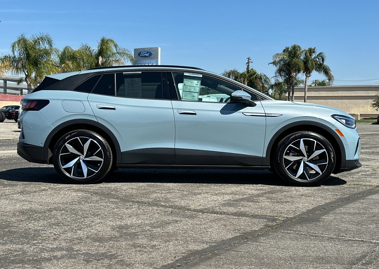 Used 2025 Volkswagen ID.4 PRO S with VIN 1V2VRPE86SC003603 for sale in Bakersfield, CA