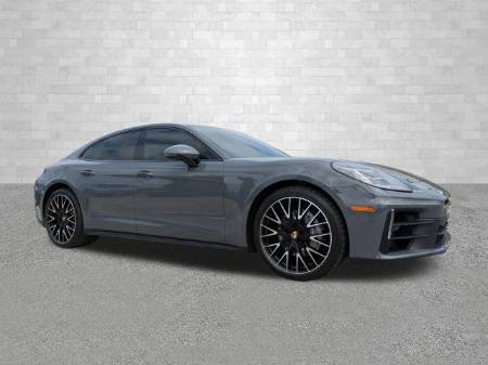 2025 Porsche Panamera Base