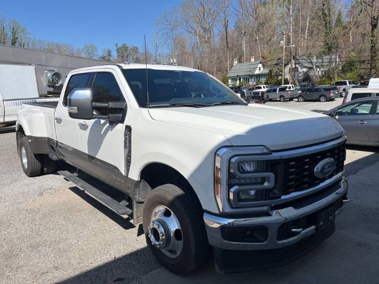2023 Ford F-350SD LARIAT