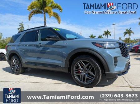 2025 Ford Explorer ST-Line