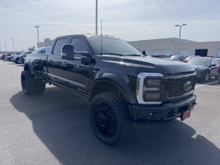 2026 Ford Super Duty F-450 DRW Platinum