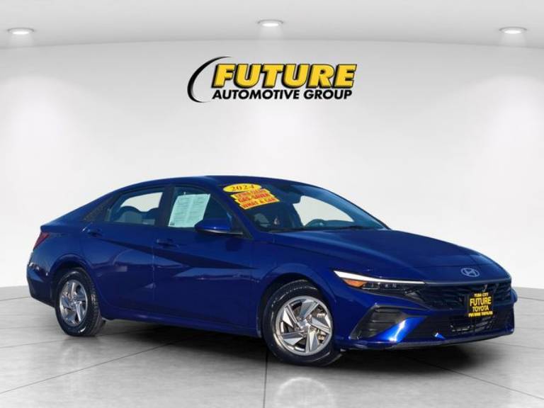 2024 Hyundai Elantra SE