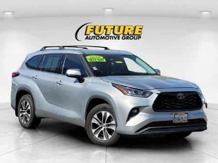 2020 Toyota Highlander XLE