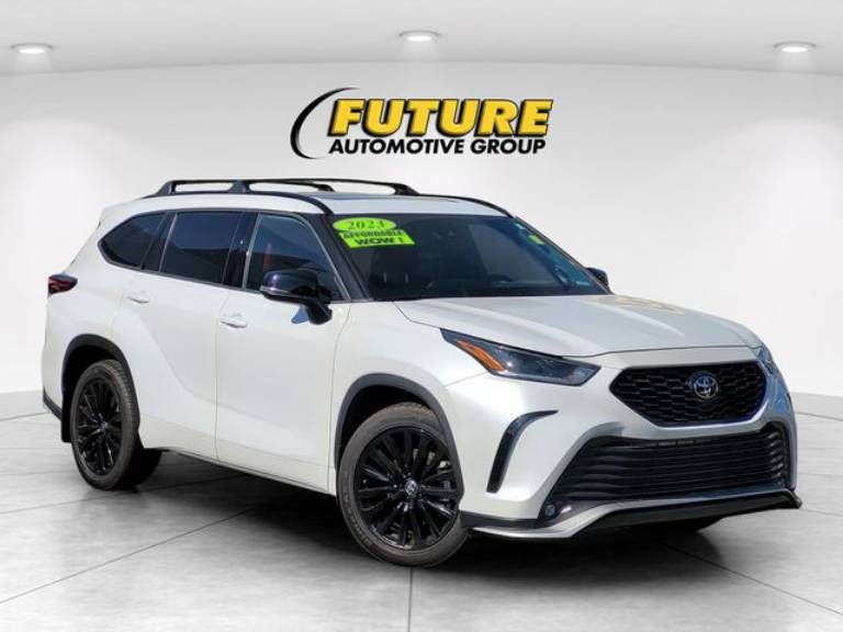 2023 Toyota Highlander XSE