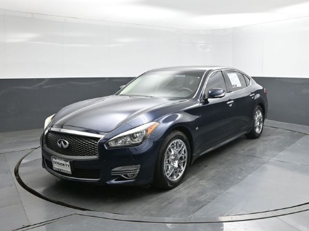 2017 INFINITI Q70L 3.7