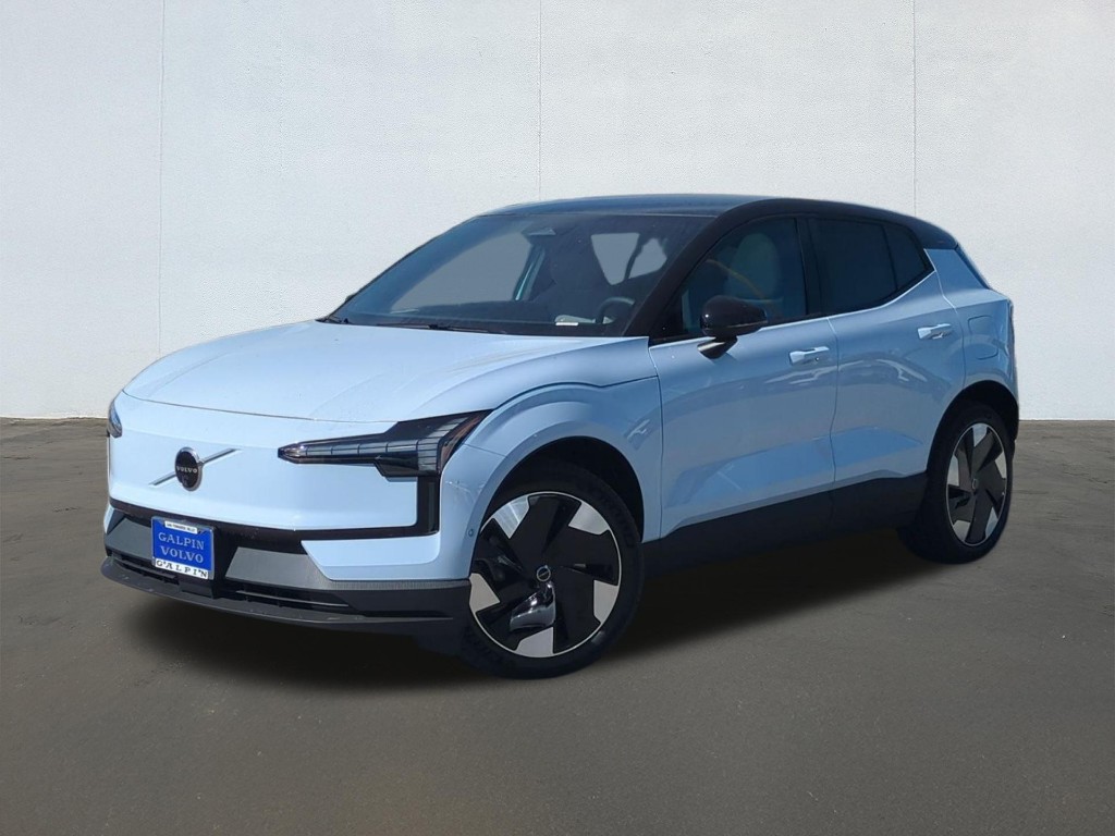 2026 Volvo EX30 Plus