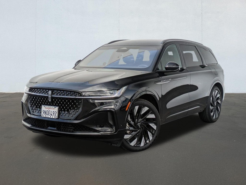 2024 Lincoln Nautilus Reserve