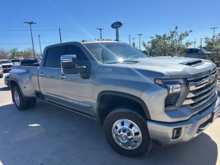 2025 Chevrolet Silverado 3500HD High Country