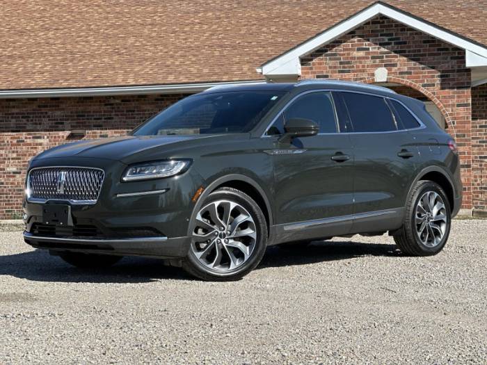 2022 Lincoln Nautilus Reserve