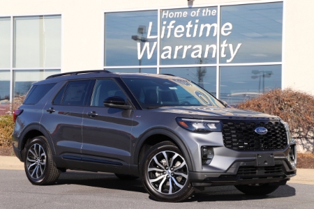 2026 Ford Explorer ST-Line