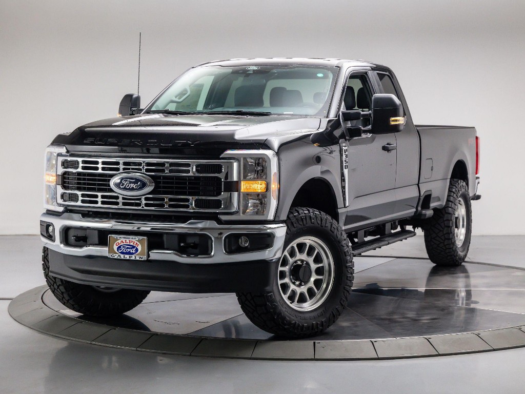 2025 Ford F-350 SD XLT