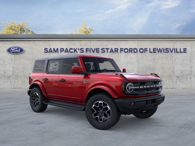 2026 Ford Bronco Outer Banks