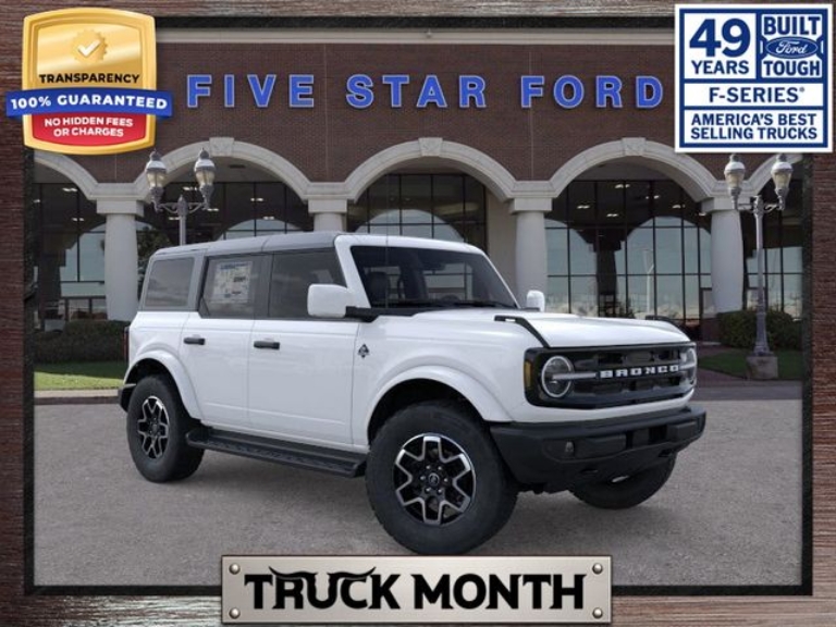 2026 Ford Bronco Outer Banks