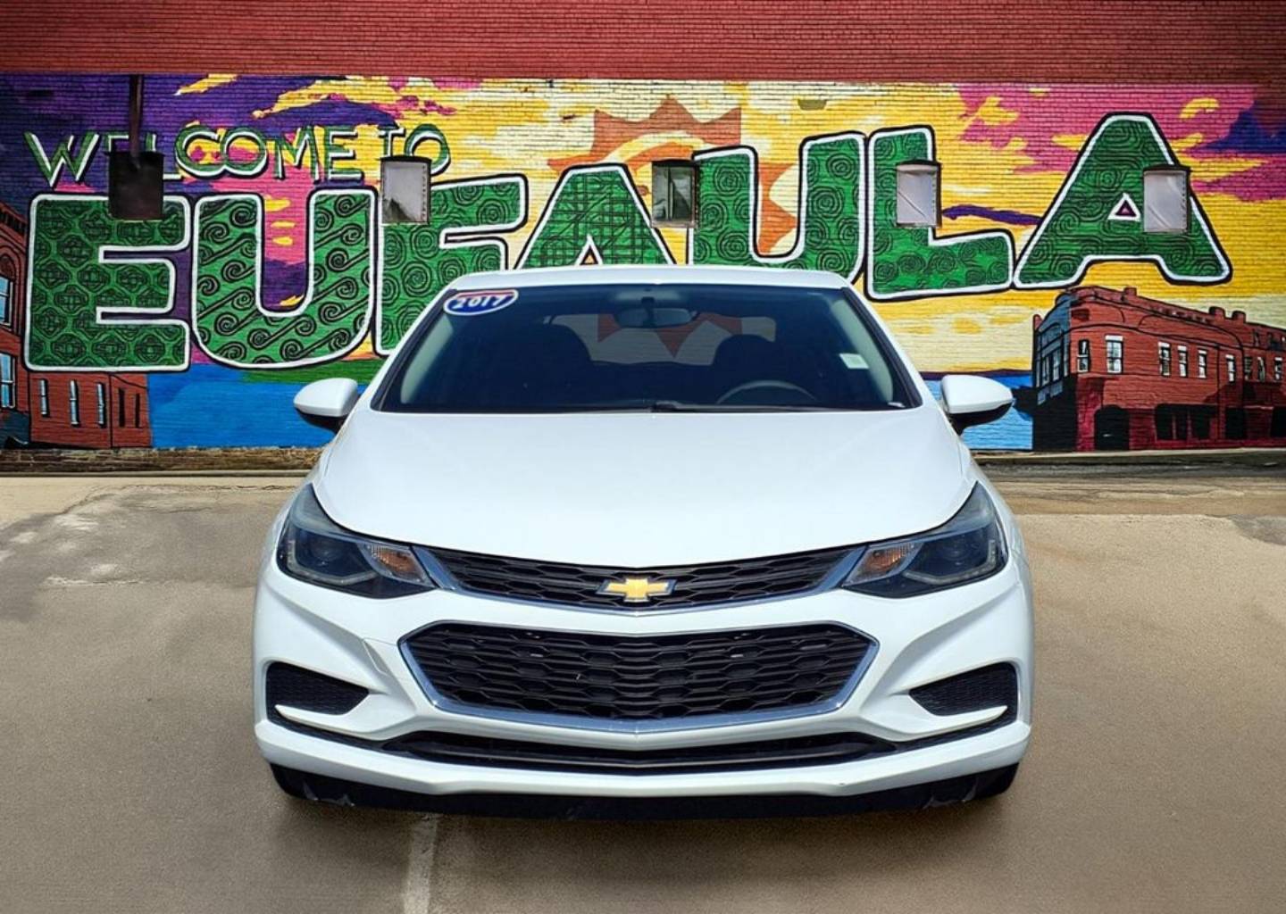 Used 2017 Chevrolet Cruze LT with VIN 1G1BE5SM8H7173980 for sale in Eufaula, OK