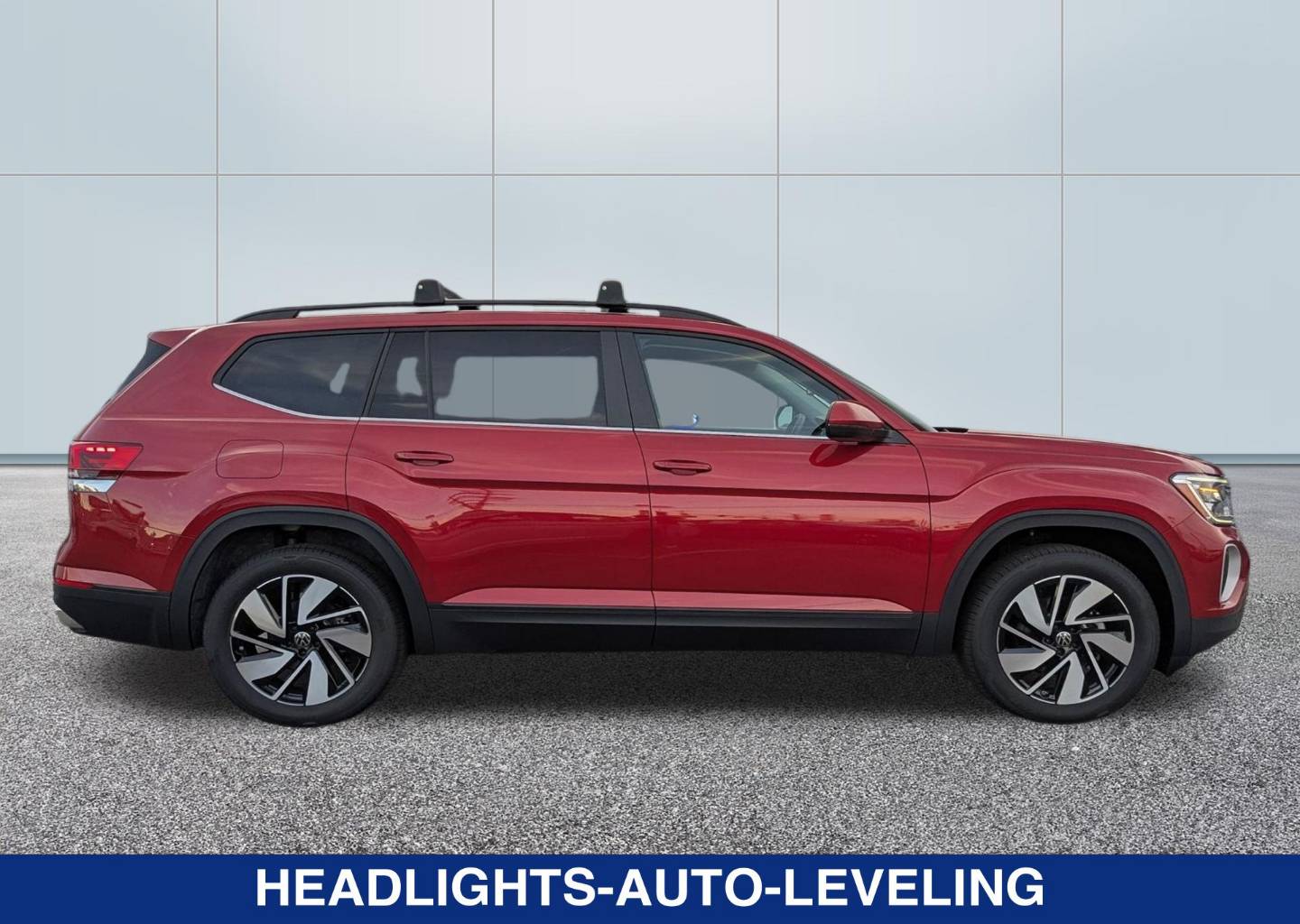 2025 Volkswagen Atlas SE w/Tech - Photo 6