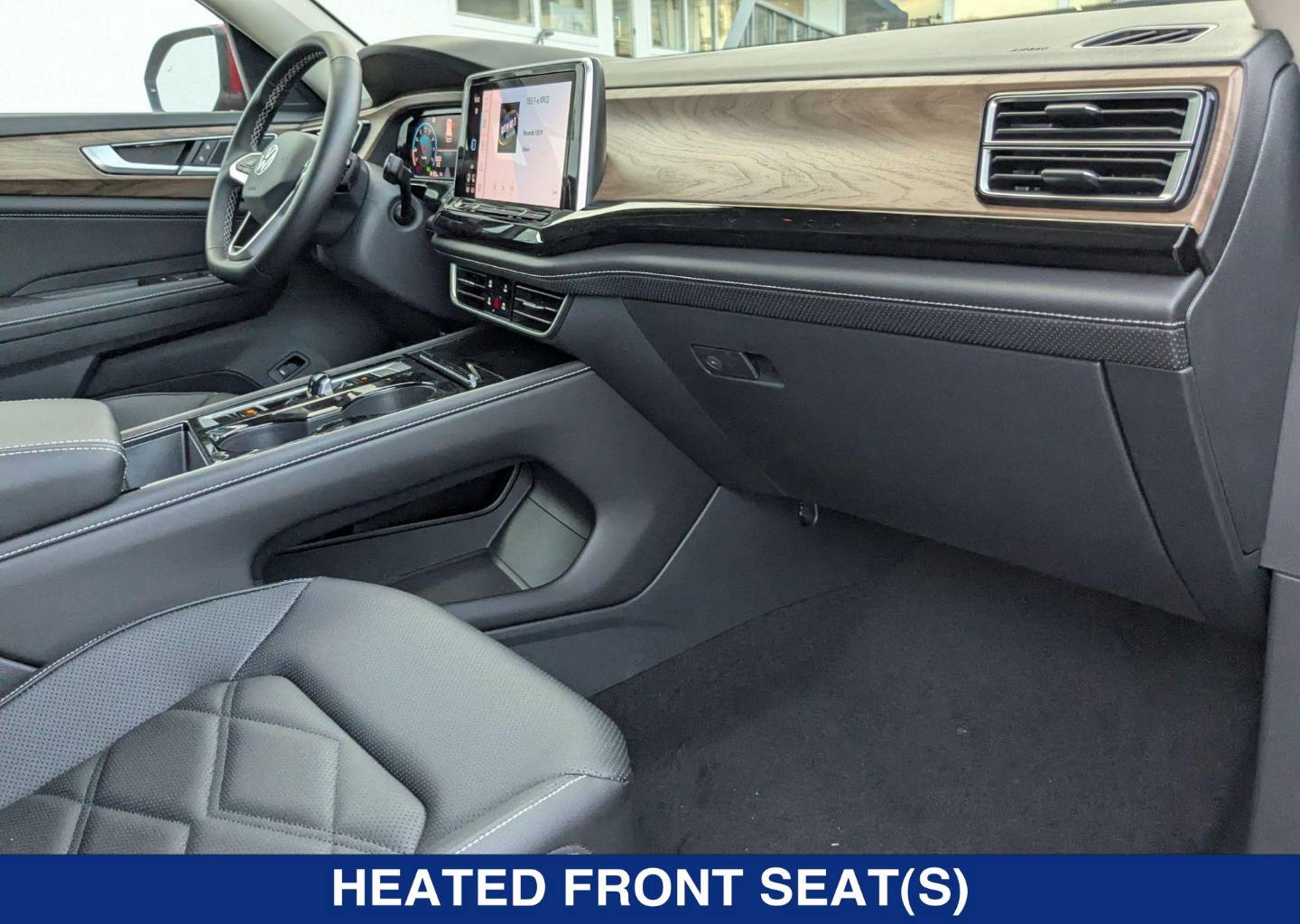 2025 Volkswagen Atlas SE w/Tech - Photo 23