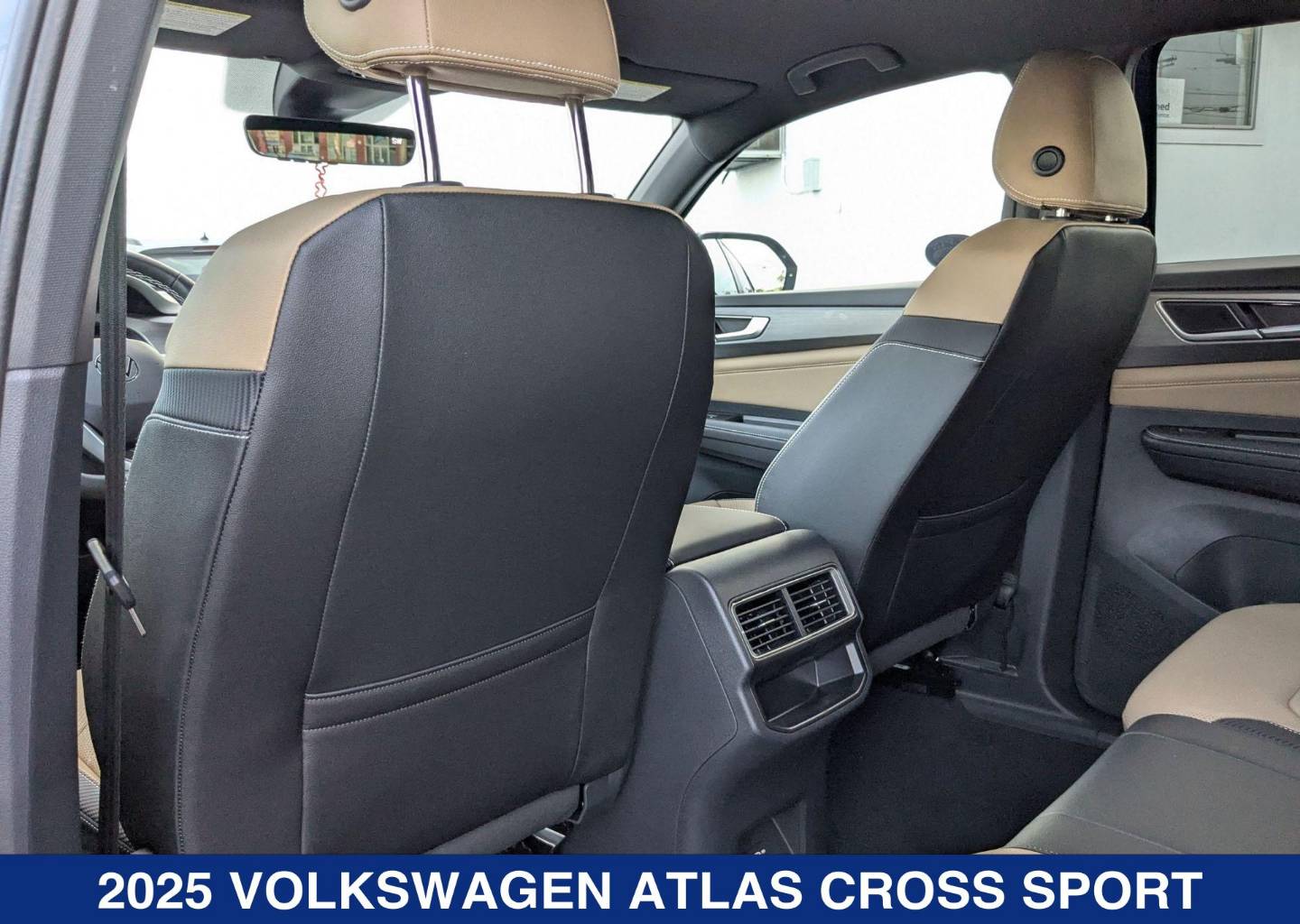 2025 Volkswagen Atlas Cross Sport SE - Photo 20