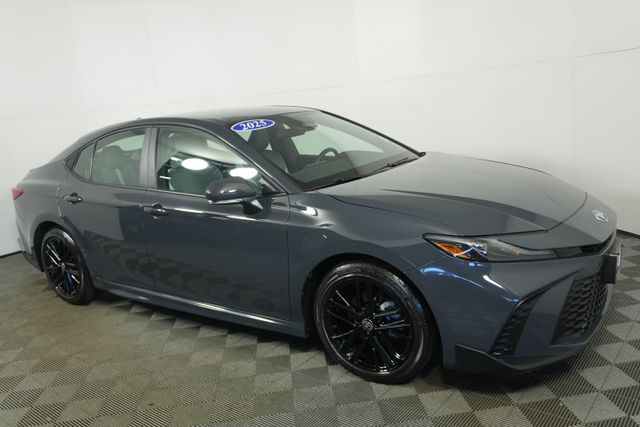 Used 2025 Toyota Camry SE with VIN 4T1DAACK4SU175800 for sale in Kansas City