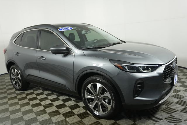 Used 2024 Ford Escape Platinum with VIN 1FMCU9JZ9RUA20073 for sale in Kansas City