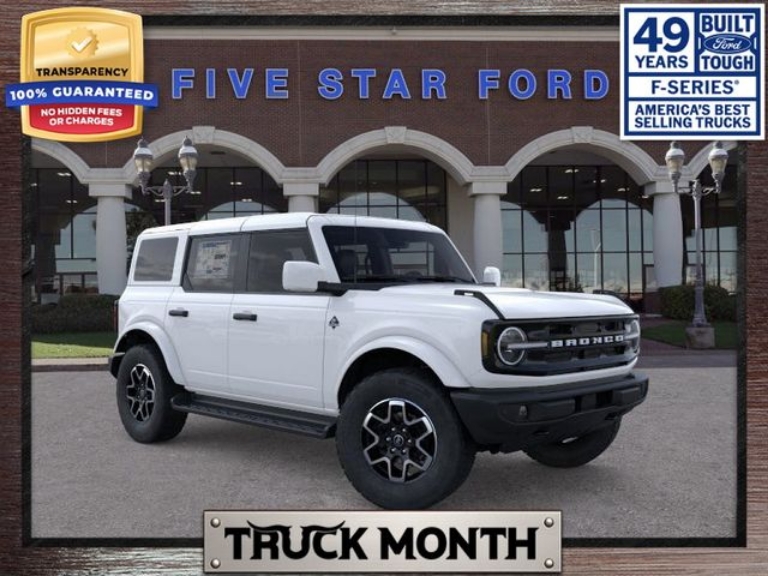 2026 Ford Bronco Outer Banks