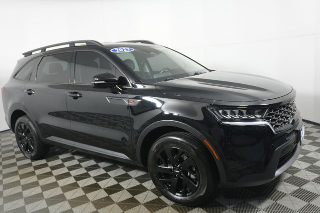 Used 2022 Kia Sorento X-Line S with VIN 5XYRLDLC4NG120963 for sale in Kansas City